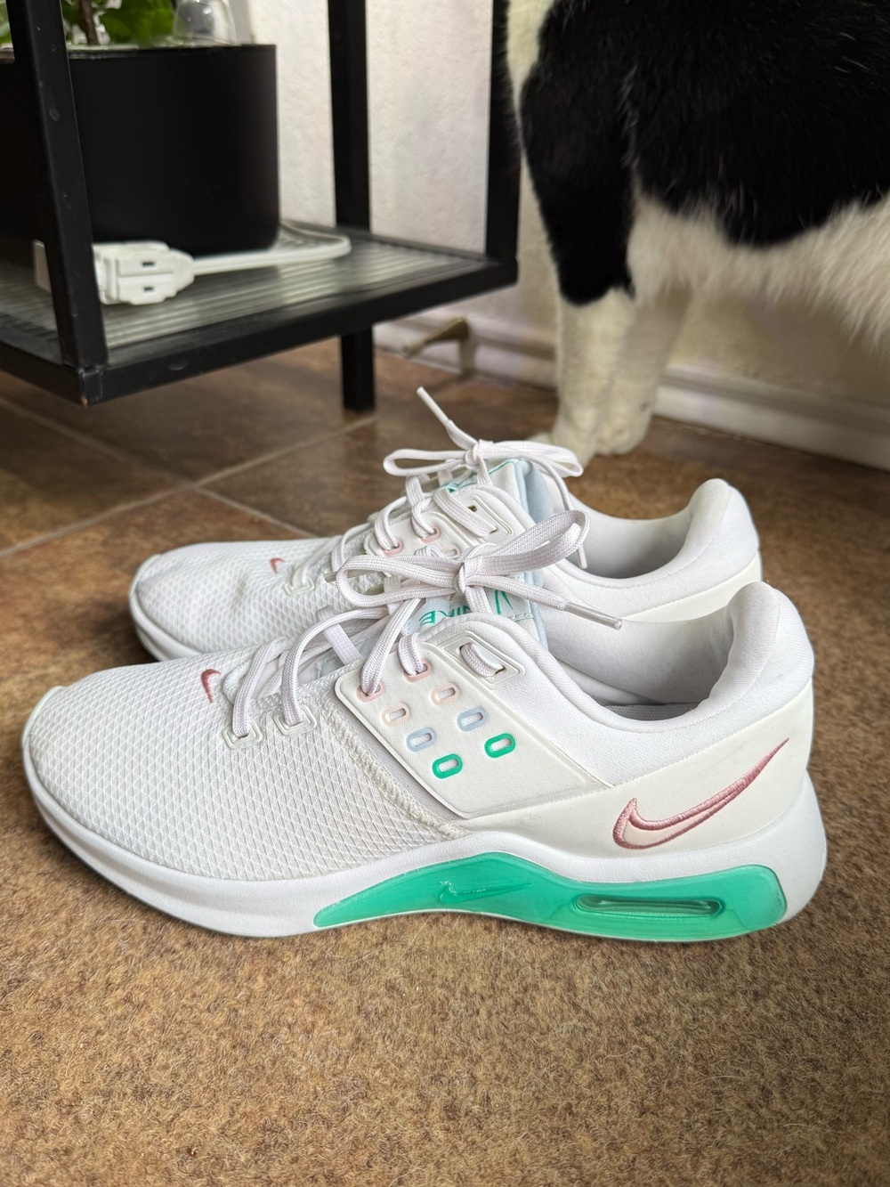Nike Air Max Bella Training Shoes White/Pink Glaze Menta, Women’s Size 9